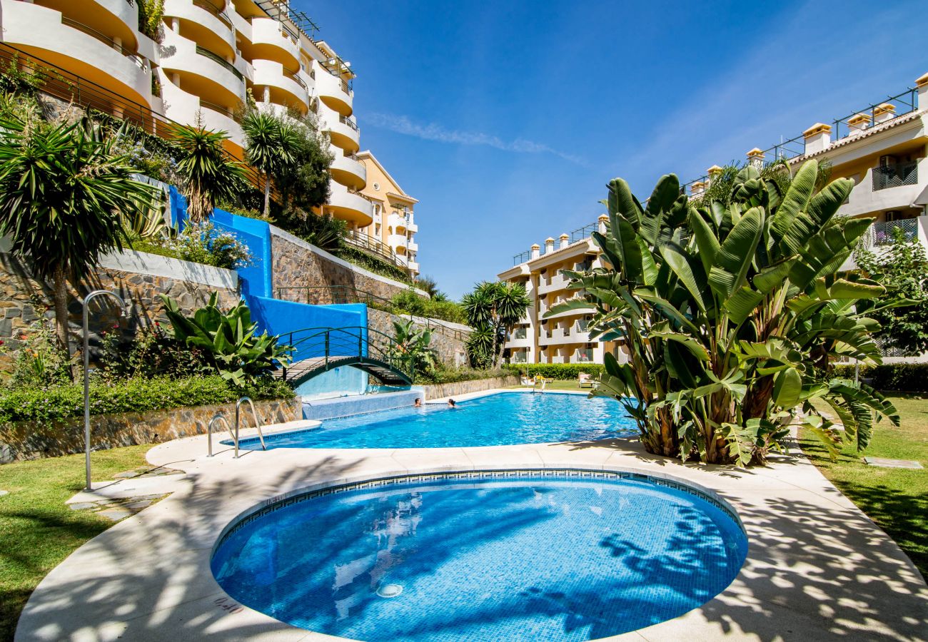 Apartamento en Nueva andalucia - SAT2 - Modern 2 bedroom apartment with ocean view