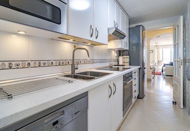 Apartamento en Nueva andalucia - SAA2- comfortable apartment Puerto banus