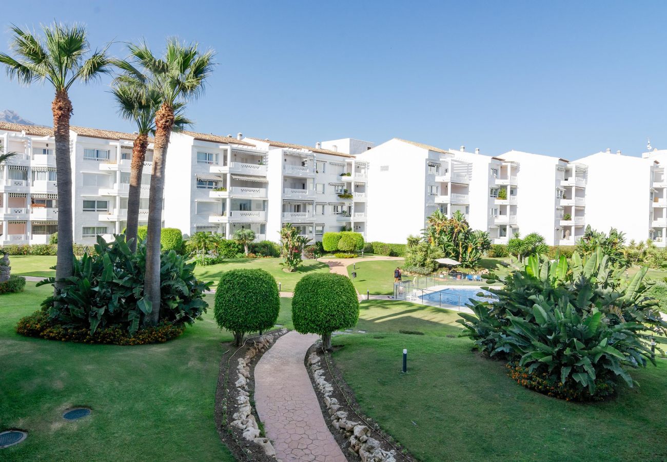 Apartamento en Puerto Banus - PR45- Beach front apartment Puerto Banus