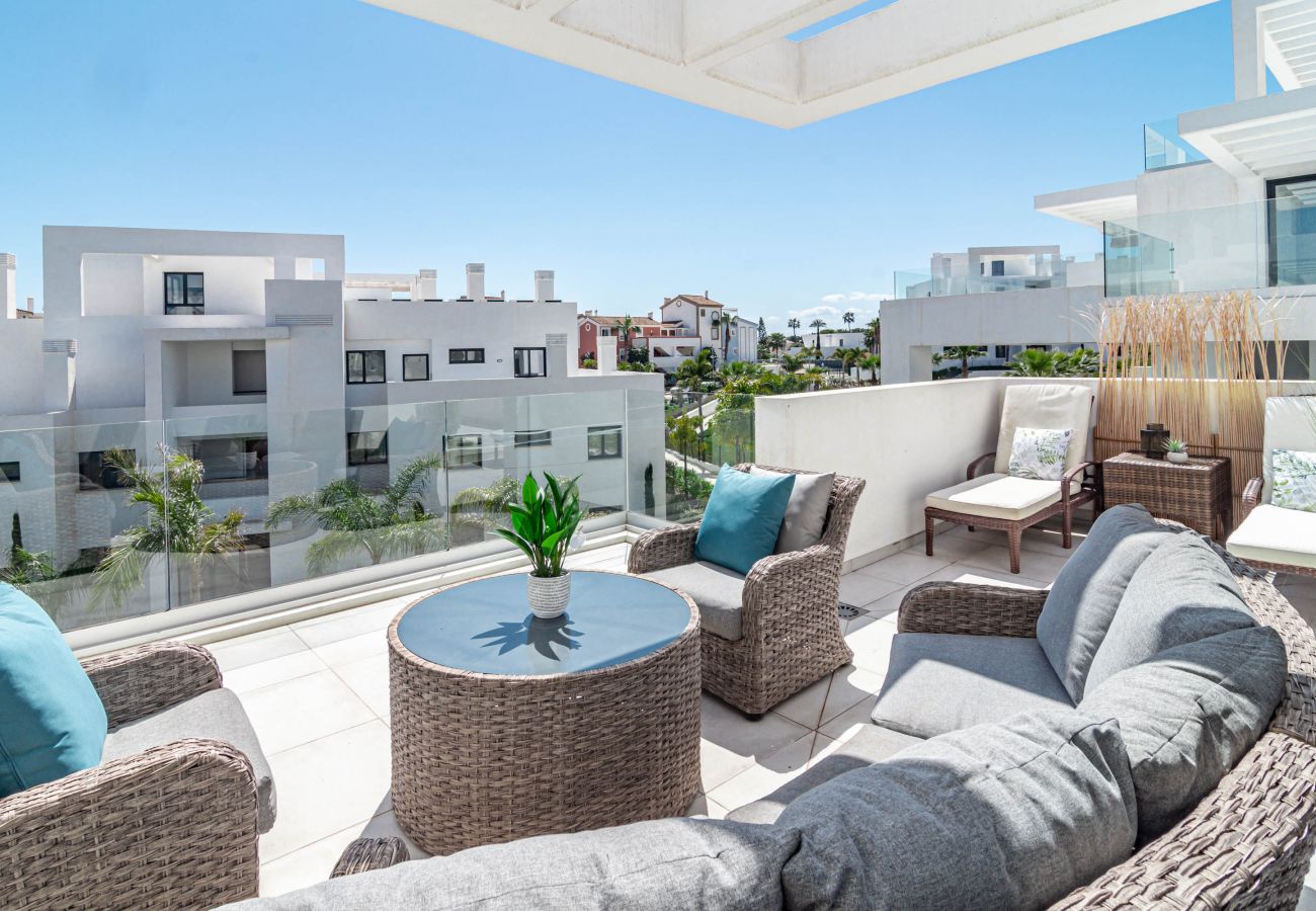 Apartamento en Estepona - CDG1- Beautiful 2-br penthouse in cortiljo de Golf