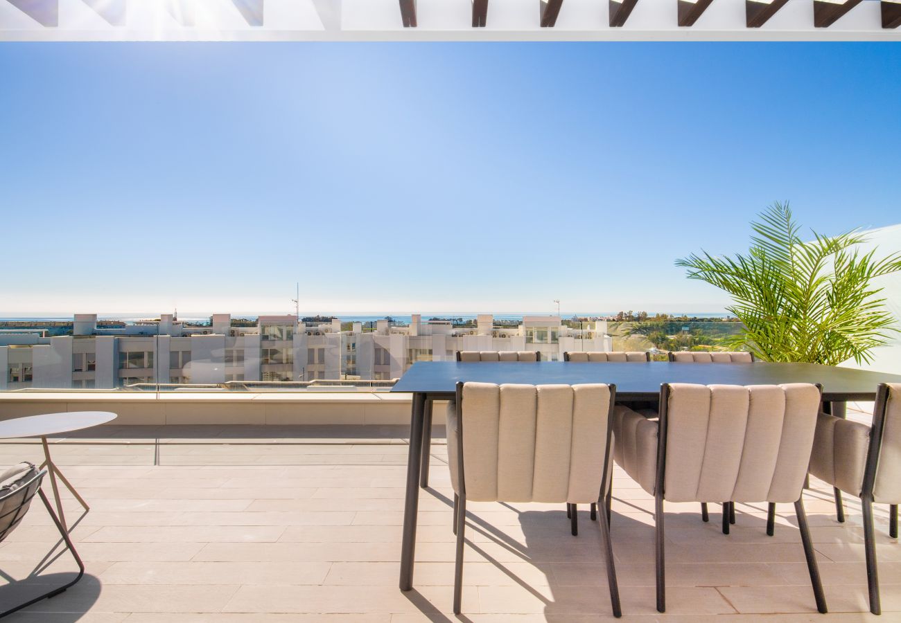 Apartamento en Estepona - LM3.52B- Spacious duplex penthouse with panoramic