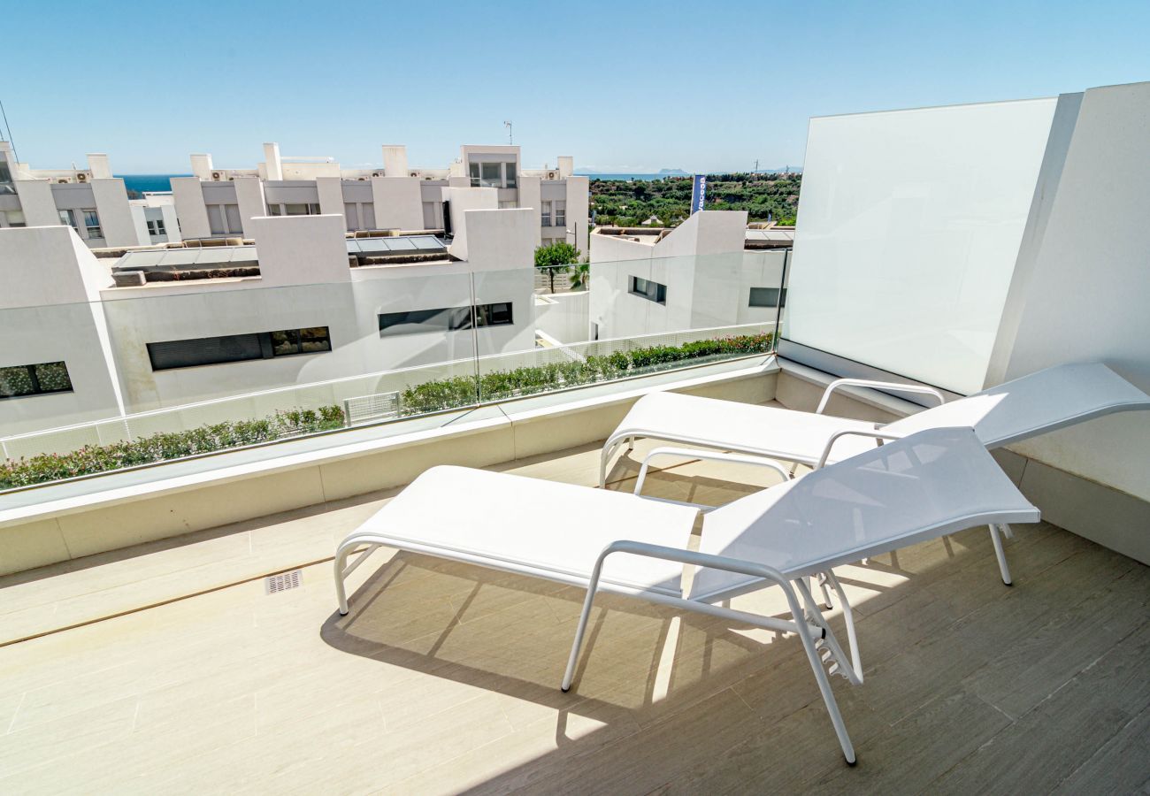 Apartamento en Estepona - LM3.51A- Luxury 3 bed family apartment