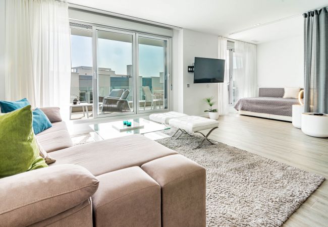 Apartamento en Estepona - LM11.1A- Modern flat, amazing views