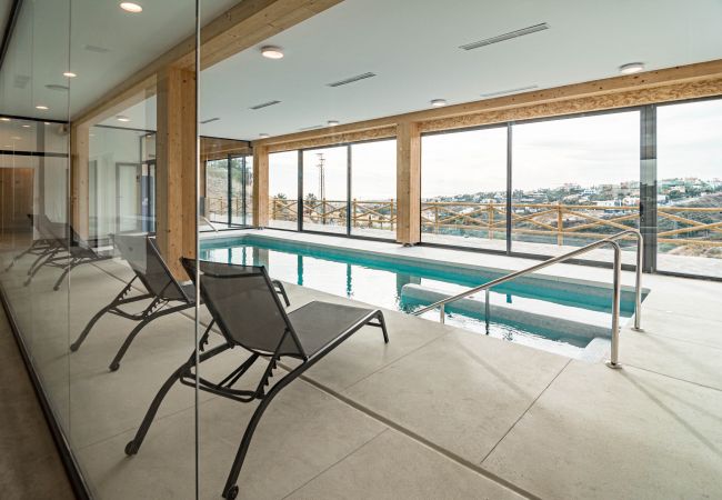 Apartamento en Benahavís - PA18- Stunning flat, gym, indoor and outdoor pool