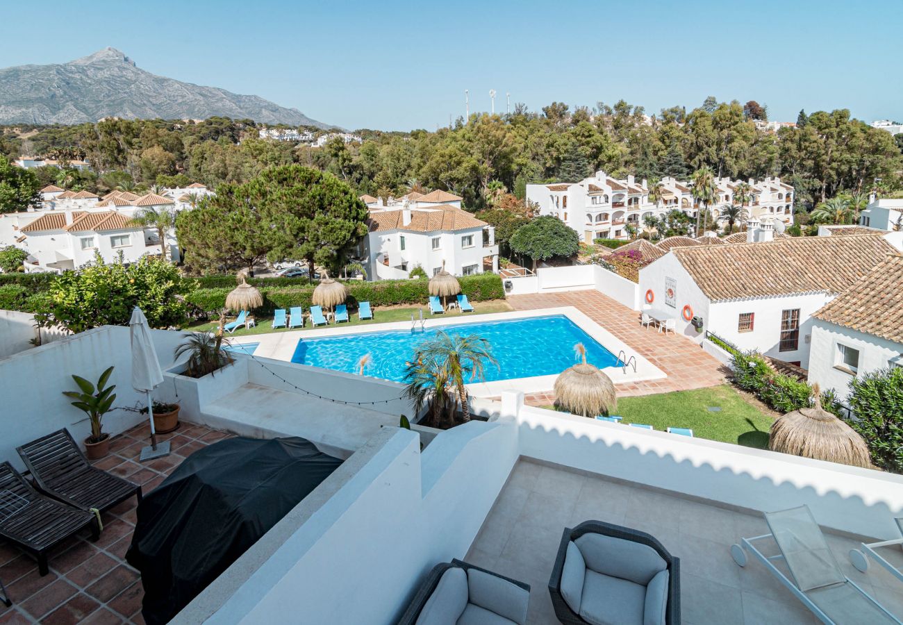 Casa adosada en Nueva andalucia - EN37- Spacious, cozy townhouse, Marbella