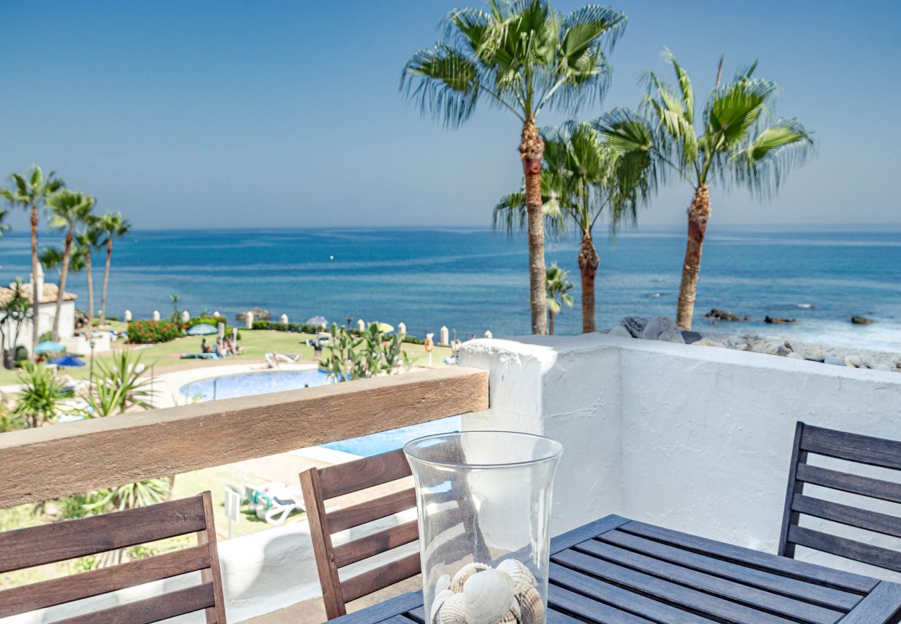 Apartamento en Mijas Costa - PL- Beachfront seaview aptm – Playa de la Lucera