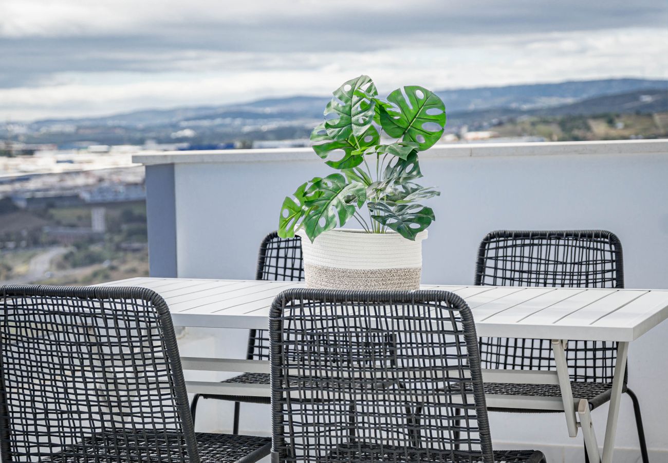 Apartamento en Estepona - LAE21.2D - Penthouse w/ Roof Terrace and Seaviews