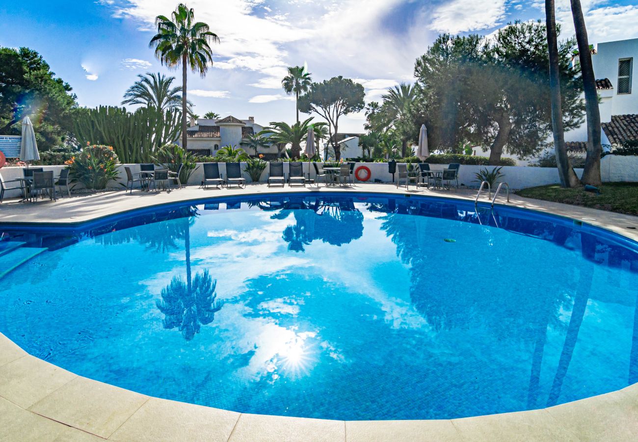 Apartamento en Marbella - JDG7-Stunning holiday home 100 meters from beach