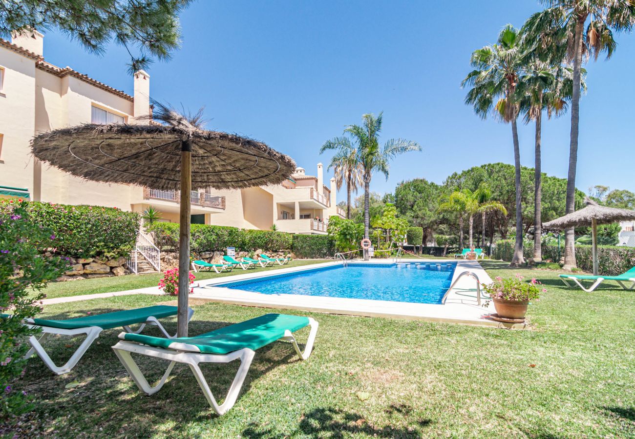 Apartamento en Nueva andalucia - LBP3- comfortable holiday home, golf valley