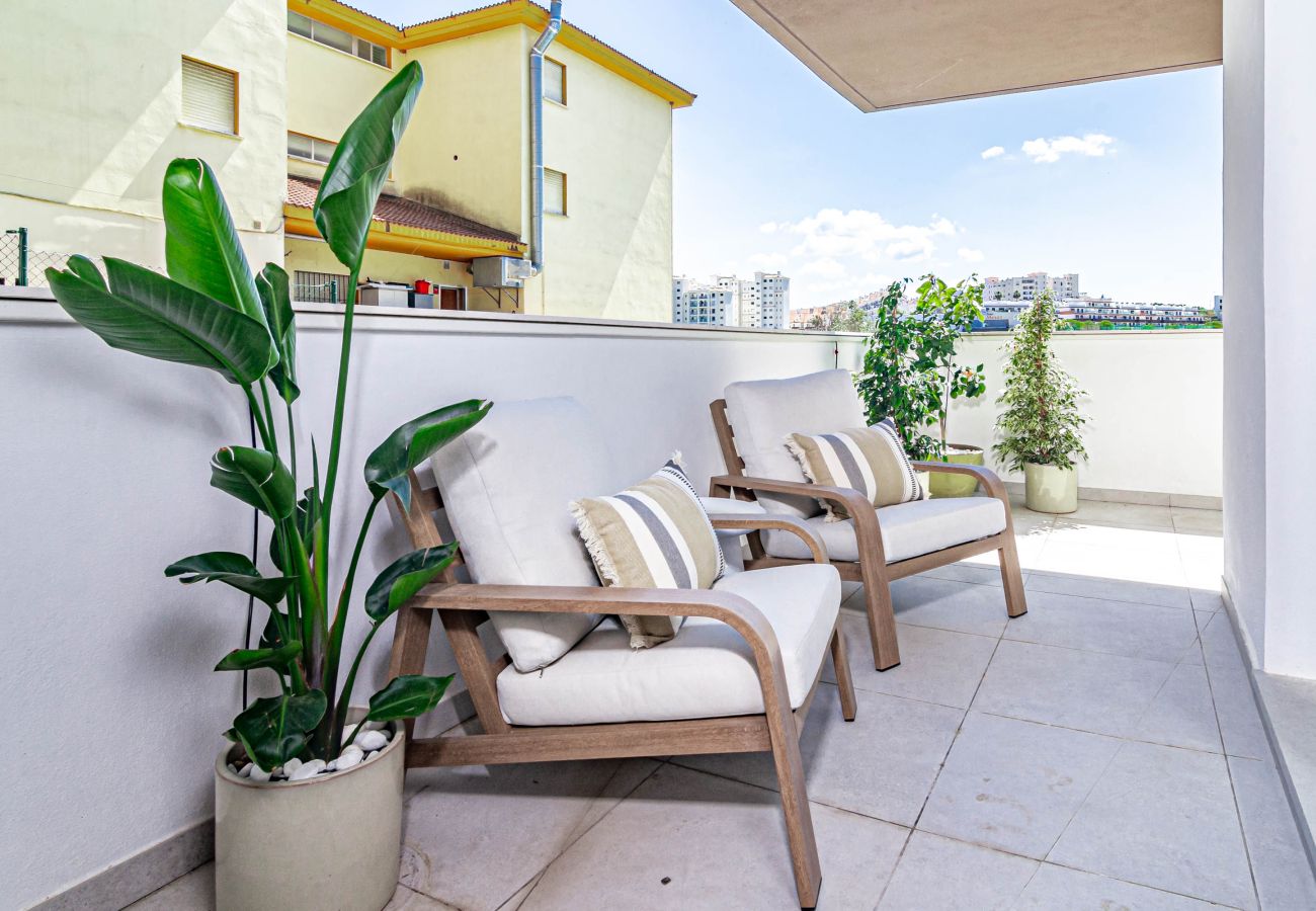 Apartamento en Estepona - LMEA2.0A - Luxury Apt - Pool View & Walk to All