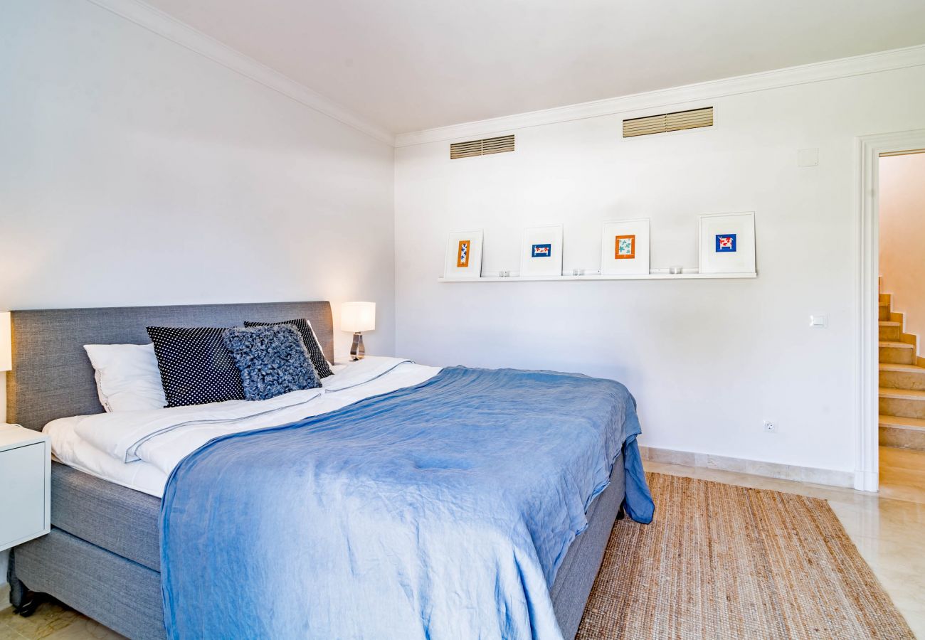 Appartement à Nueva andalucia - AP165 - Contemporary Scandinavian Style Apartment