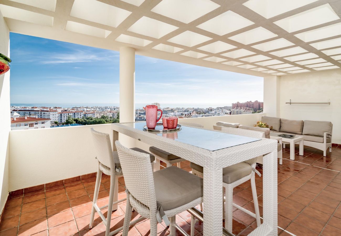 Appartement à Estepona - PDM - Elegant Apartment with Breathtaking Sea view