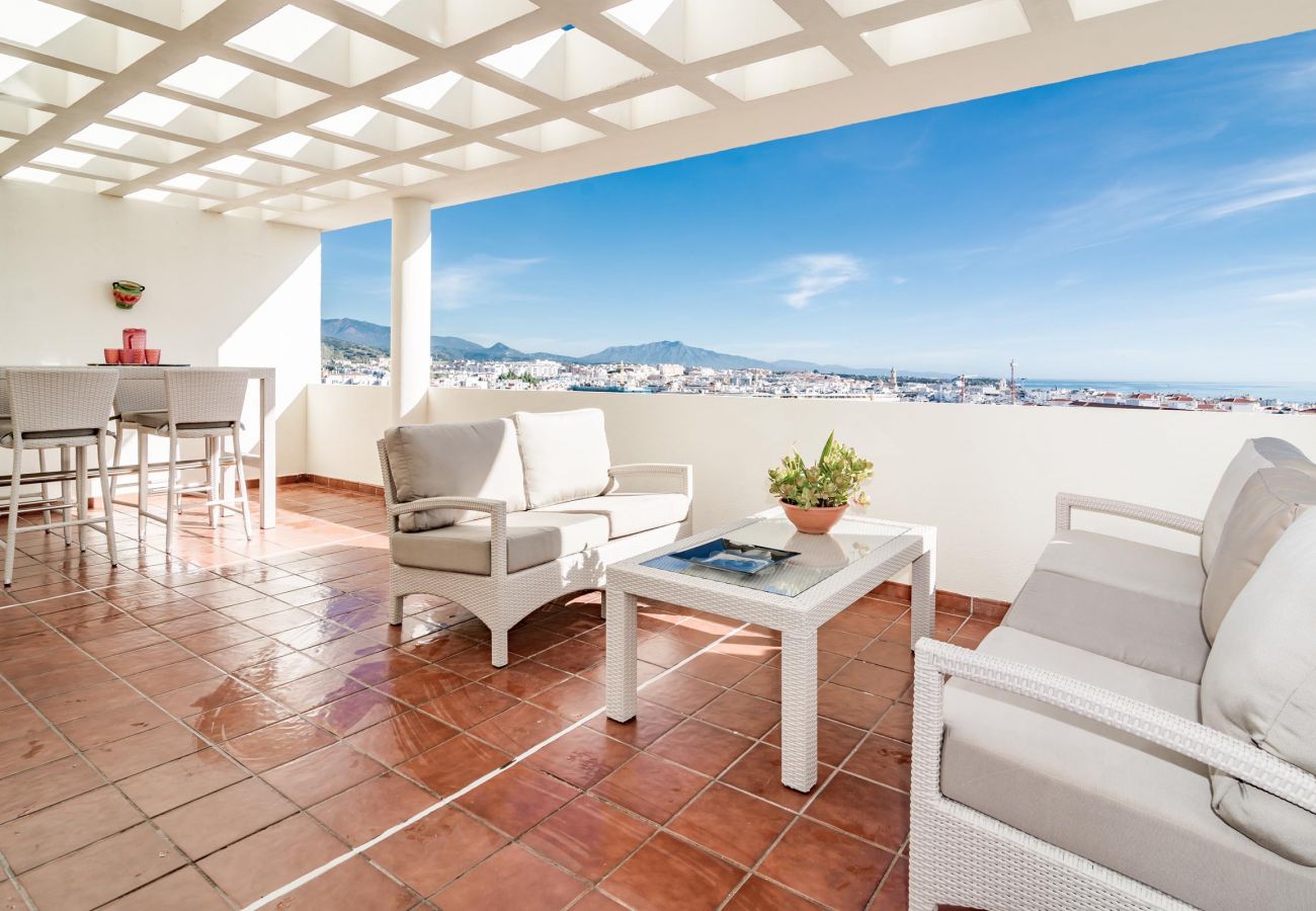 Appartement à Estepona - PDM - Elegant Apartment with Breathtaking Sea view