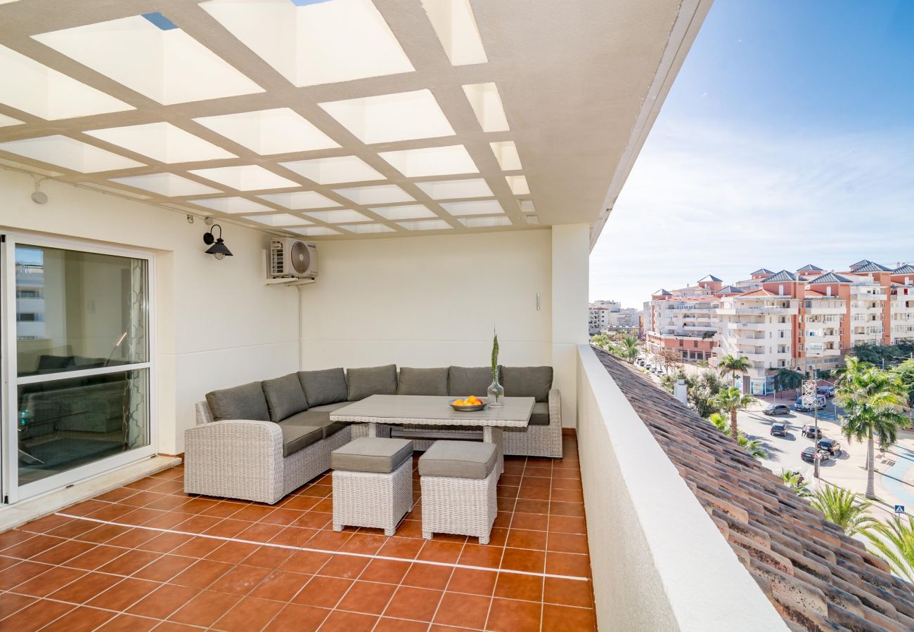 Appartement à Estepona - PDM - Elegant Apartment with Breathtaking Sea view