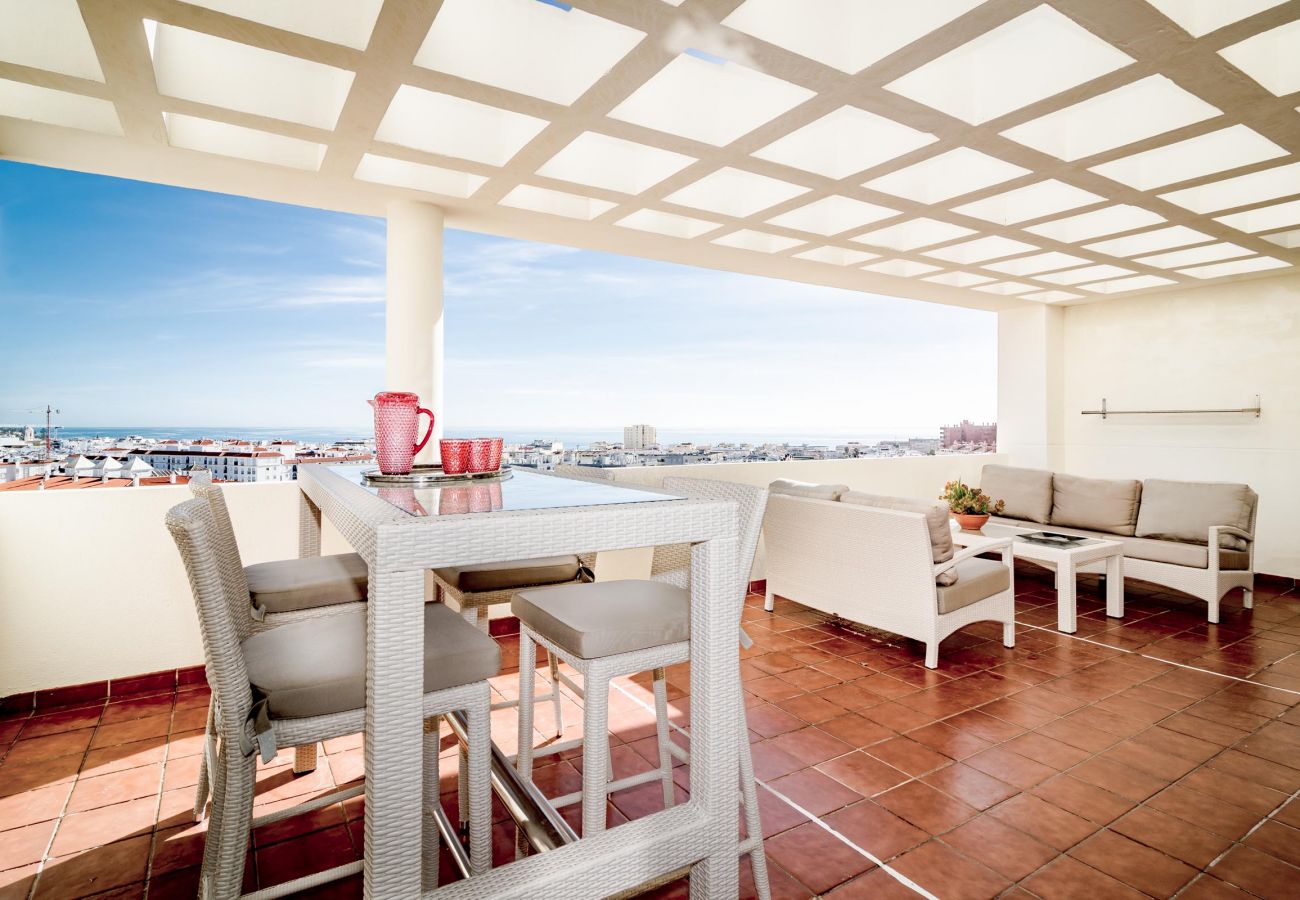 Appartement à Estepona - PDM - Elegant Apartment with Breathtaking Sea view