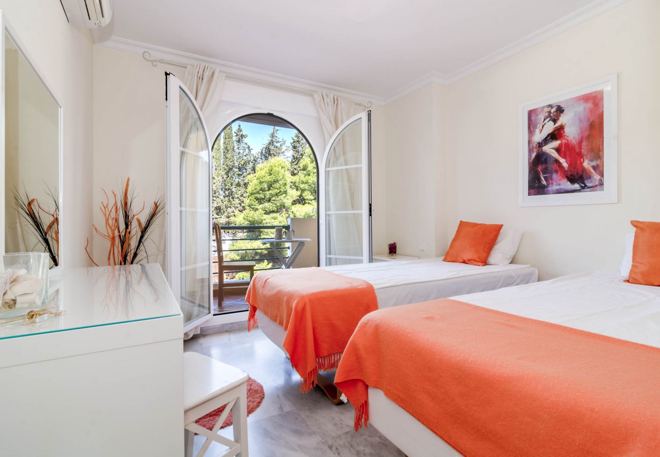 Appartement à Nueva andalucia - SAA- Comfortable Apartment near Puerto Banus