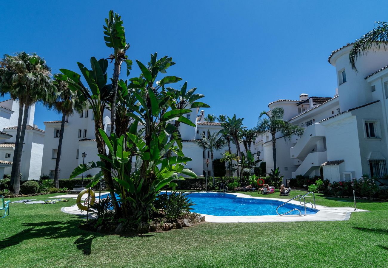Appartement à Nueva andalucia - LNM17- Wonderful 1 bedroom flat with office space
