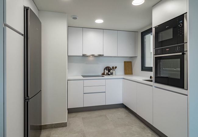 Appartement à Estepona - INF4.2M- Modern city apartment, families only