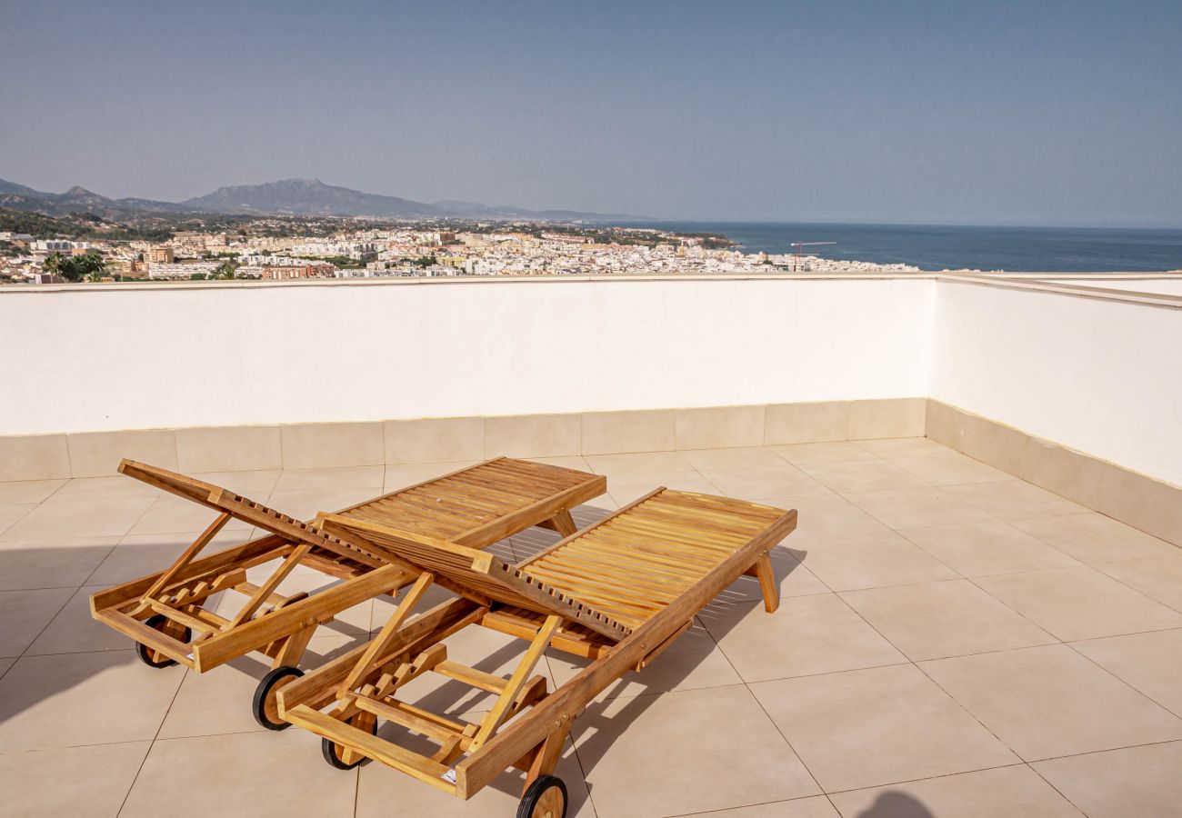 Appartement à Estepona - LME9.F1- Penthouse, amazing views, families only