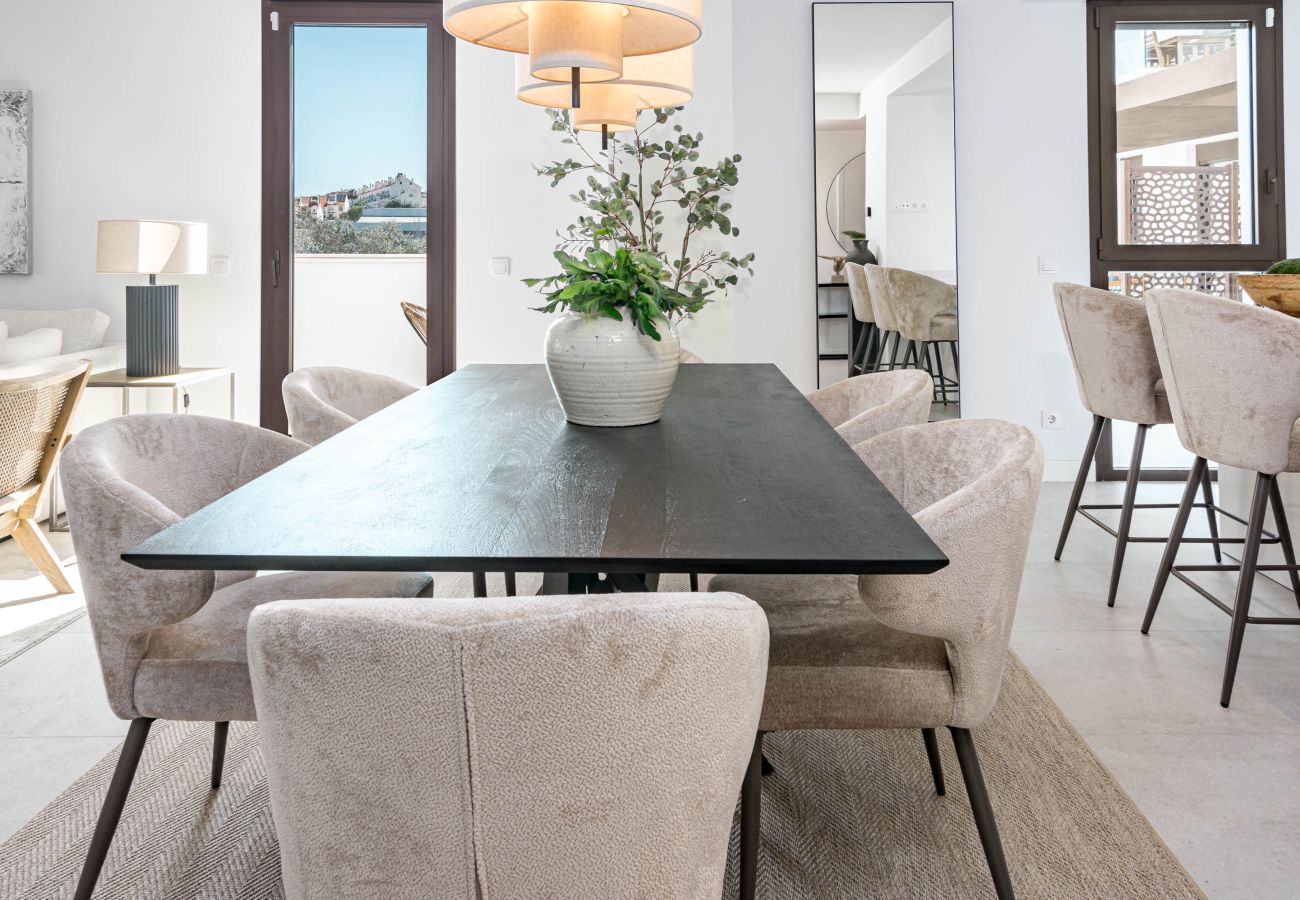 Appartement à Estepona - LMEA2.0A - Luxury Apt - Pool View & Walk to All