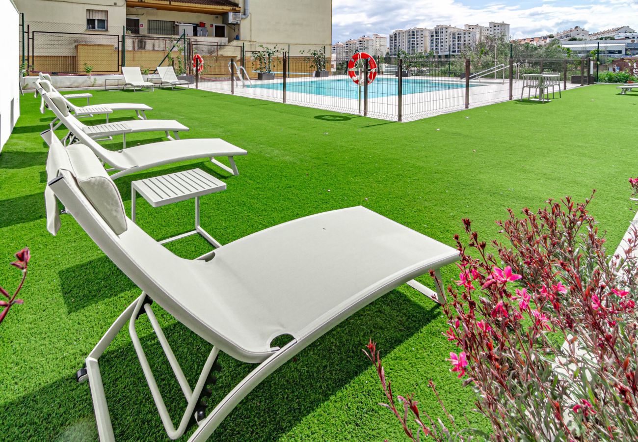 Appartement à Estepona - LMEA2.0A - Luxury Apt - Pool View & Walk to All