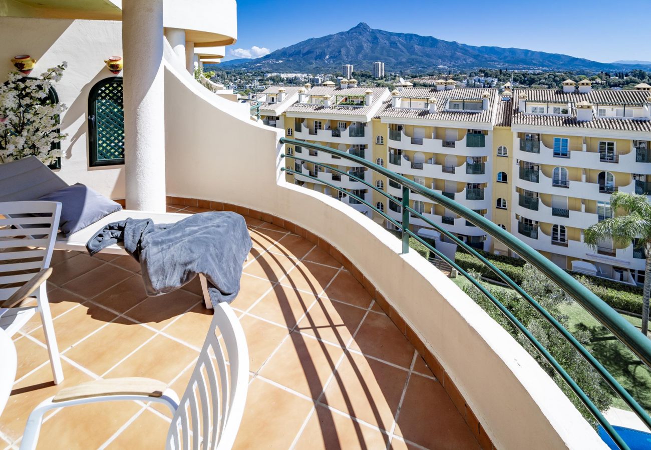 Apartment in Nueva andalucia - SAA2- comfortable apartment Puerto banus