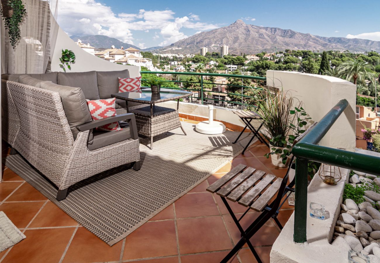 Apartment in Nueva andalucia - SAT2 - Modern 2 bedroom apartment with ocean view