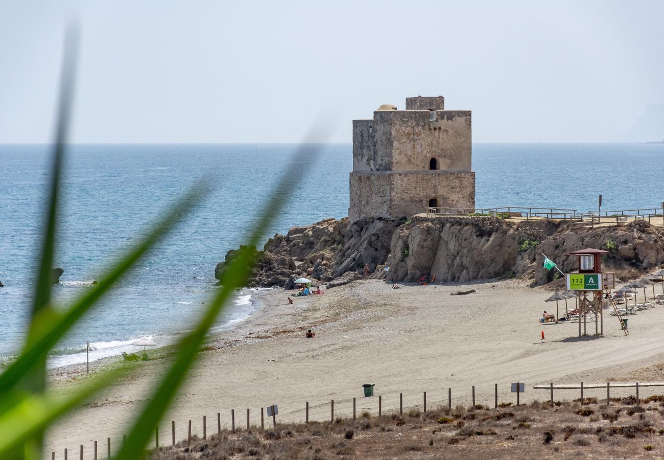 Apartment in Casares - LAP- 3 bed apartment on the beach. Families only