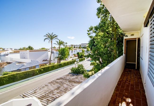 Apartment in Nueva andalucia - AS12- Spacious apartment for long stay only