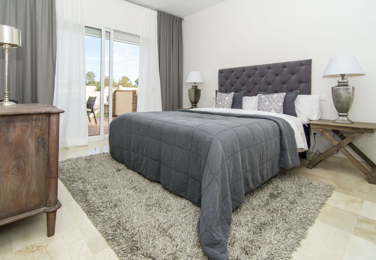 Apartment in Nueva andalucia - LBP - 3 Bedroom Penthouse in Nueva Andalucia