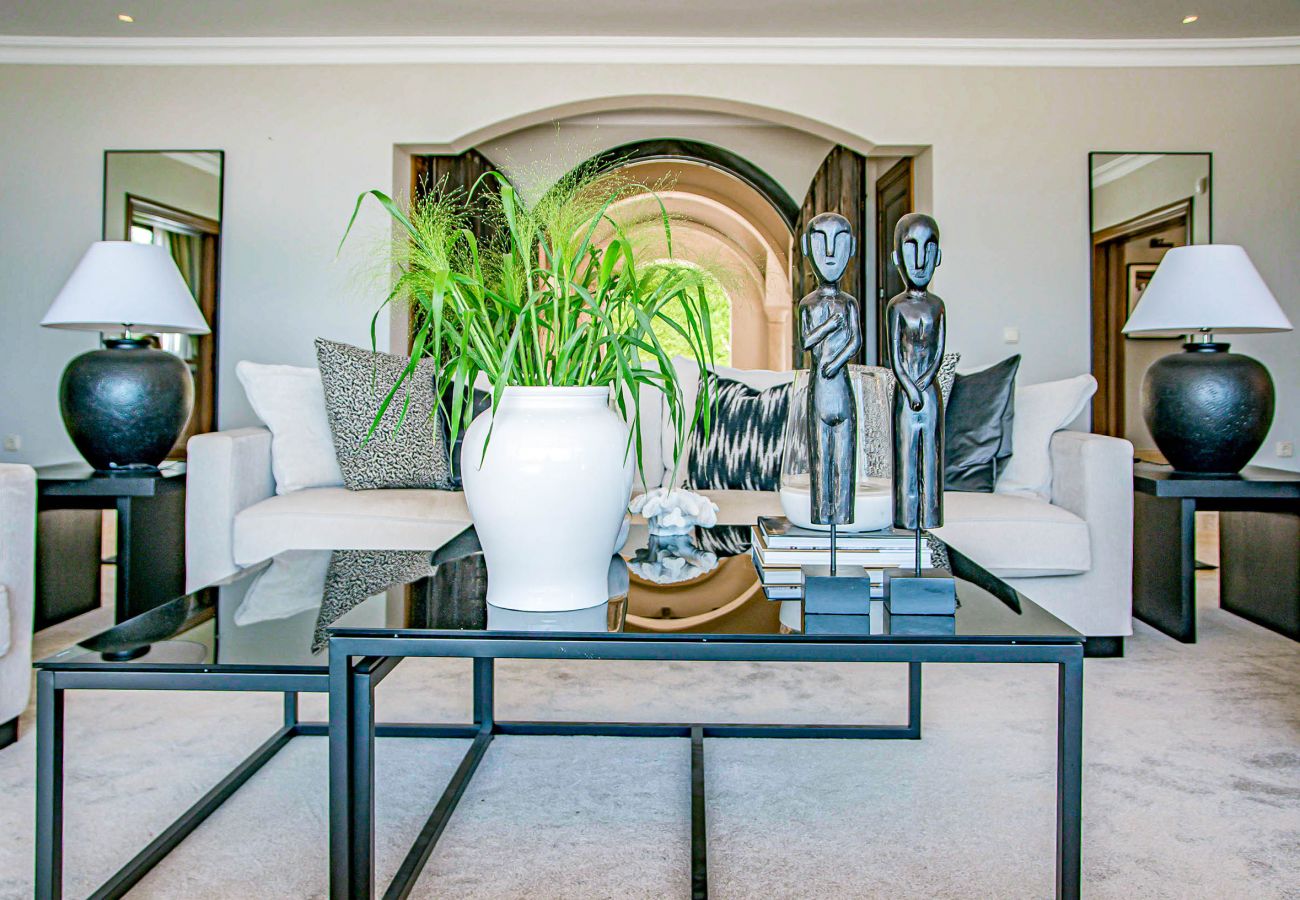 Villa in Marbella - ULC- High security, luxury villa, 5 bedroom