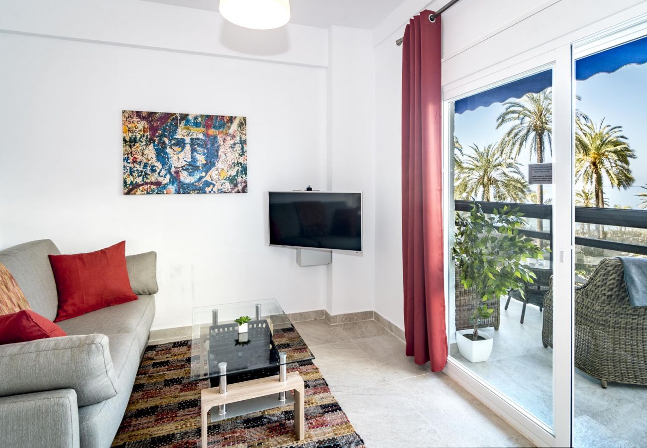 Studio in Marbella - SK- Studio apartment front line beach