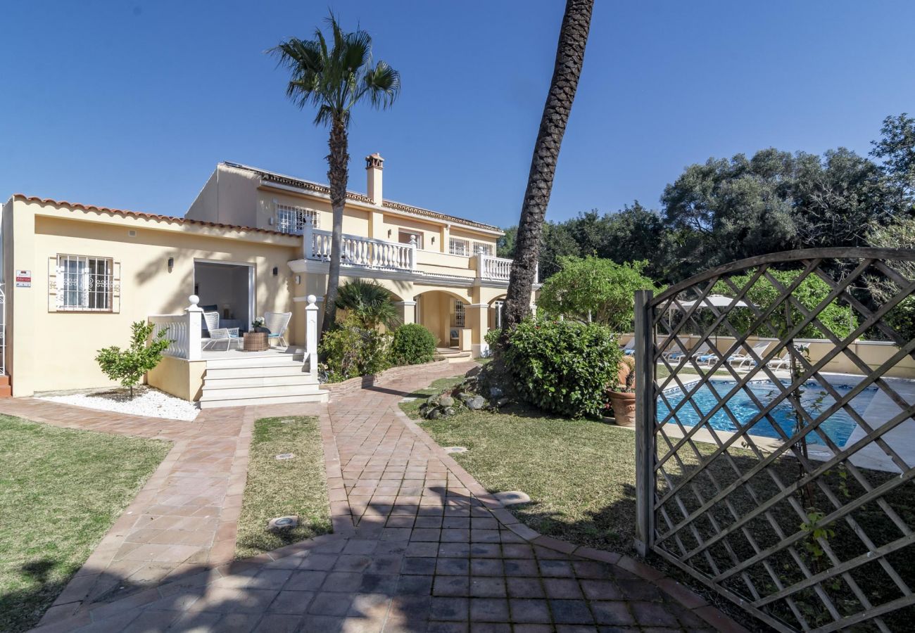 Villa in Nueva andalucia - CBP - Casa Benina 6 bedroom villa Puerto Banus
