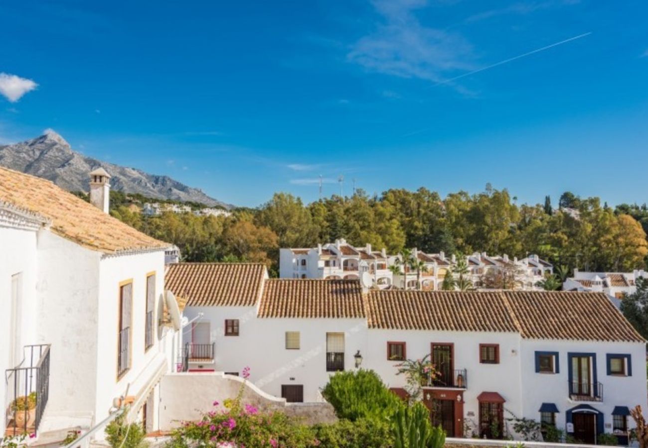 Townhouse in Marbella - EN- Cozy Andalusian style townhouse  in Marbella