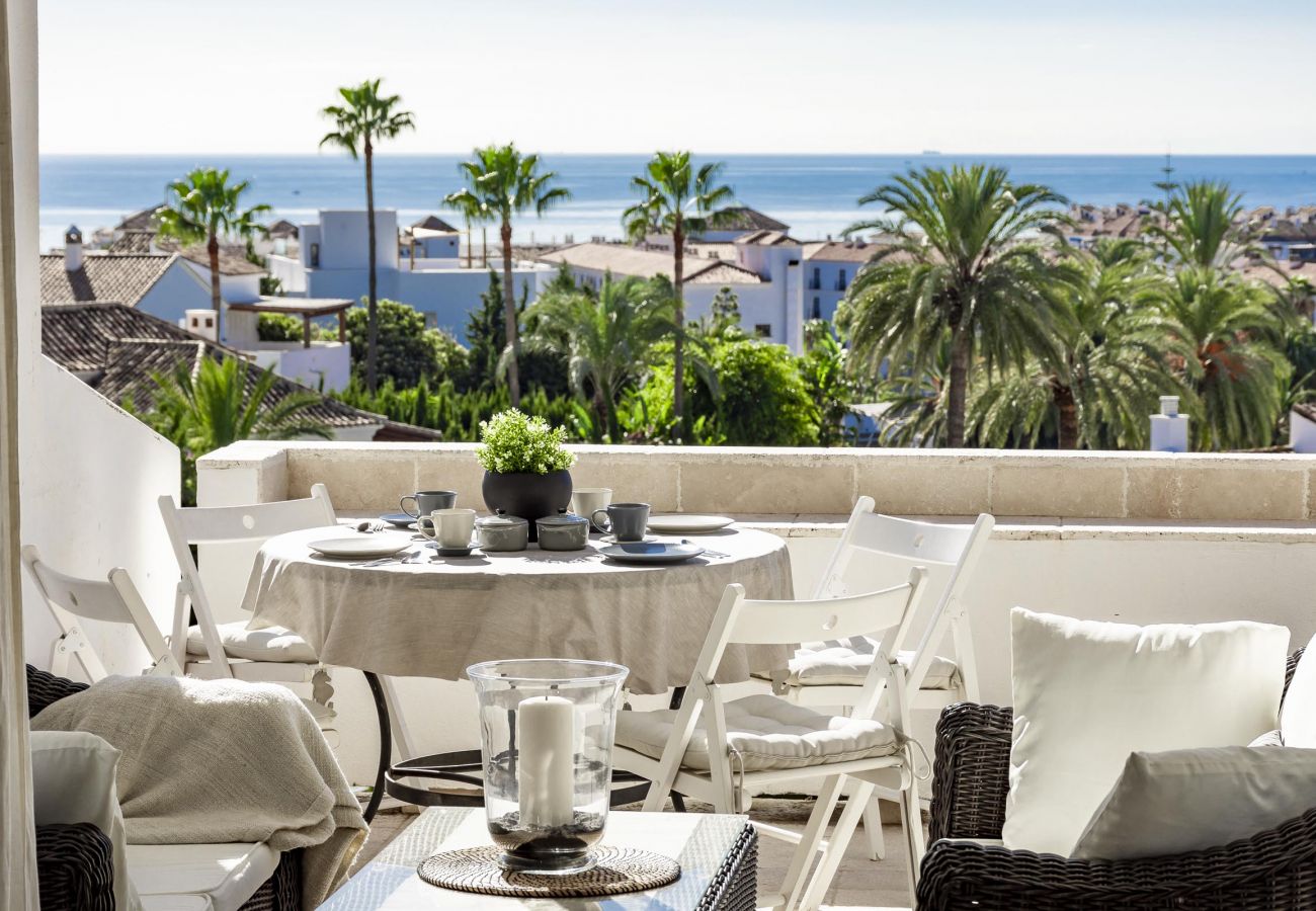 Apartment in Marbella - MA2- Sea views, walking distance to Puerto Banus