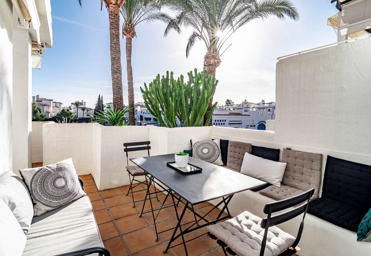 Apartment in Nueva andalucia - LNM76- Luxury  large flat close to Puerto Banus