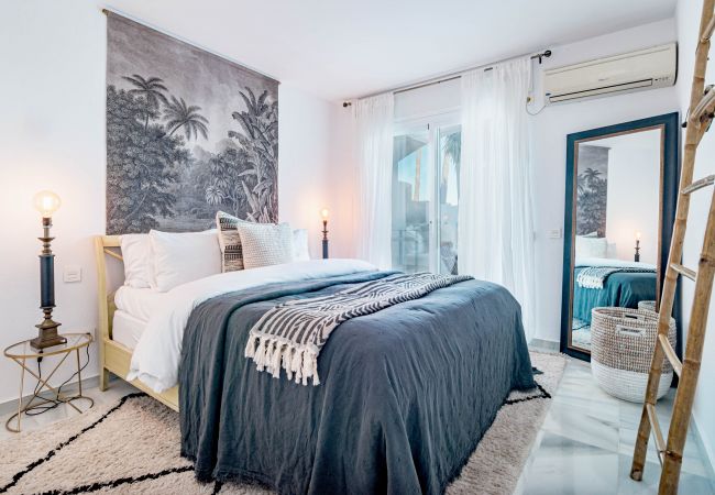 Apartment in Estepona - P2B - Casa Paraiso by Roomservices