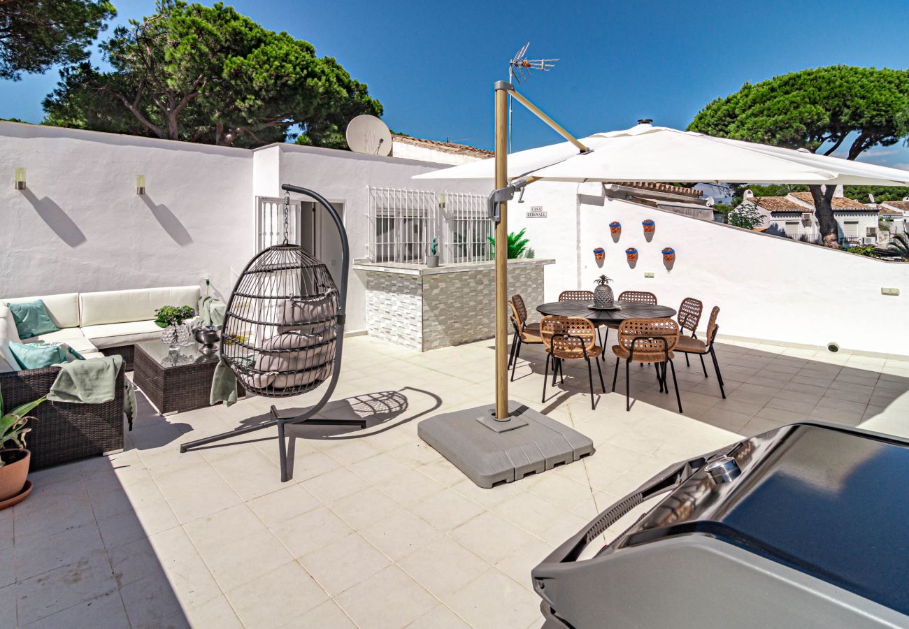 Townhouse in Estepona - BEN32- Beach townhouse, Estepona by Roomservice