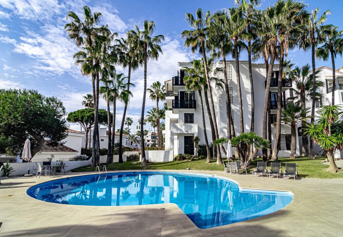 Apartment in Marbella - JDG7-Stunning holiday home 100 meters from beach