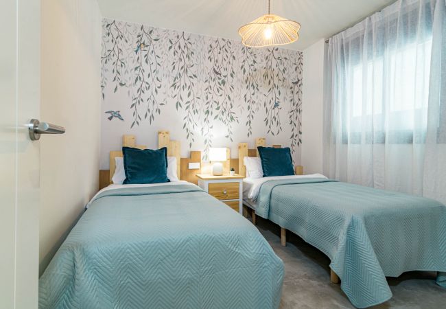 Apartment in Estepona - INF3.1J - Stunning holiday home Estepona center