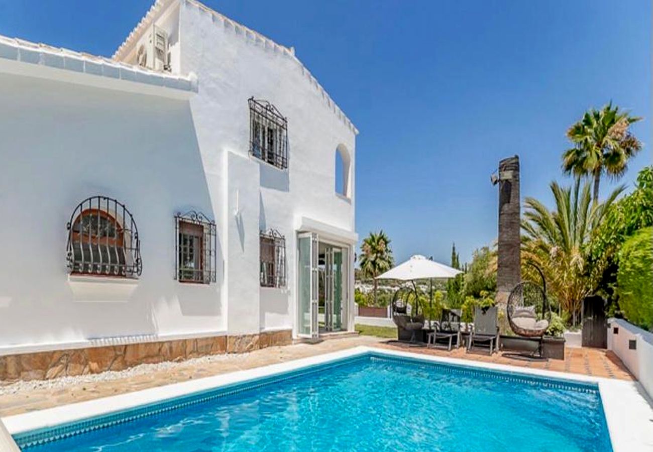 Villa in Marbella - GRR - Elegant Villa with Exclusive Private Pool