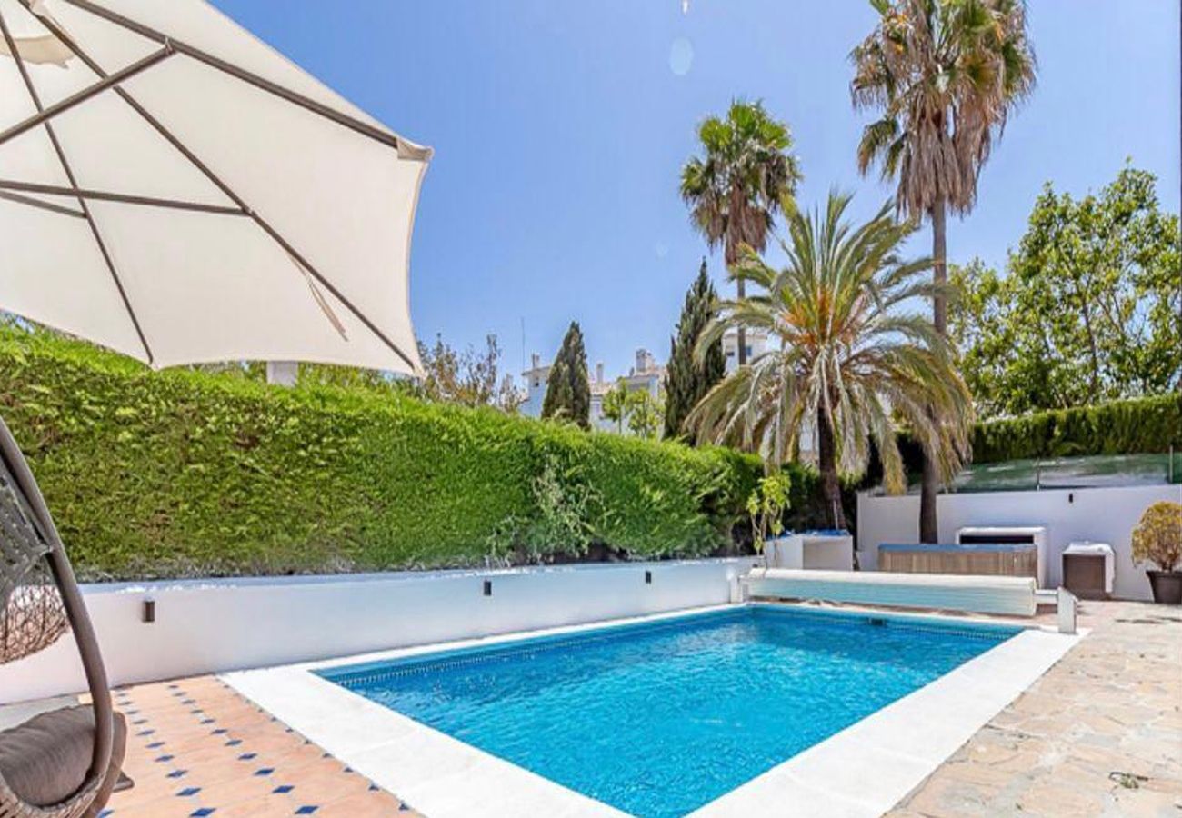 Villa in Marbella - GRR - Elegant Villa with Exclusive Private Pool