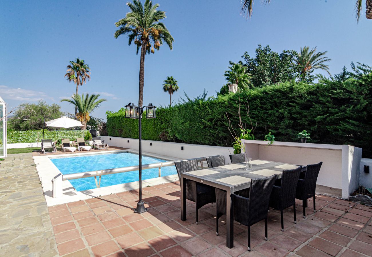 Villa in Marbella - GRR - Elegant Villa with Exclusive Private Pool