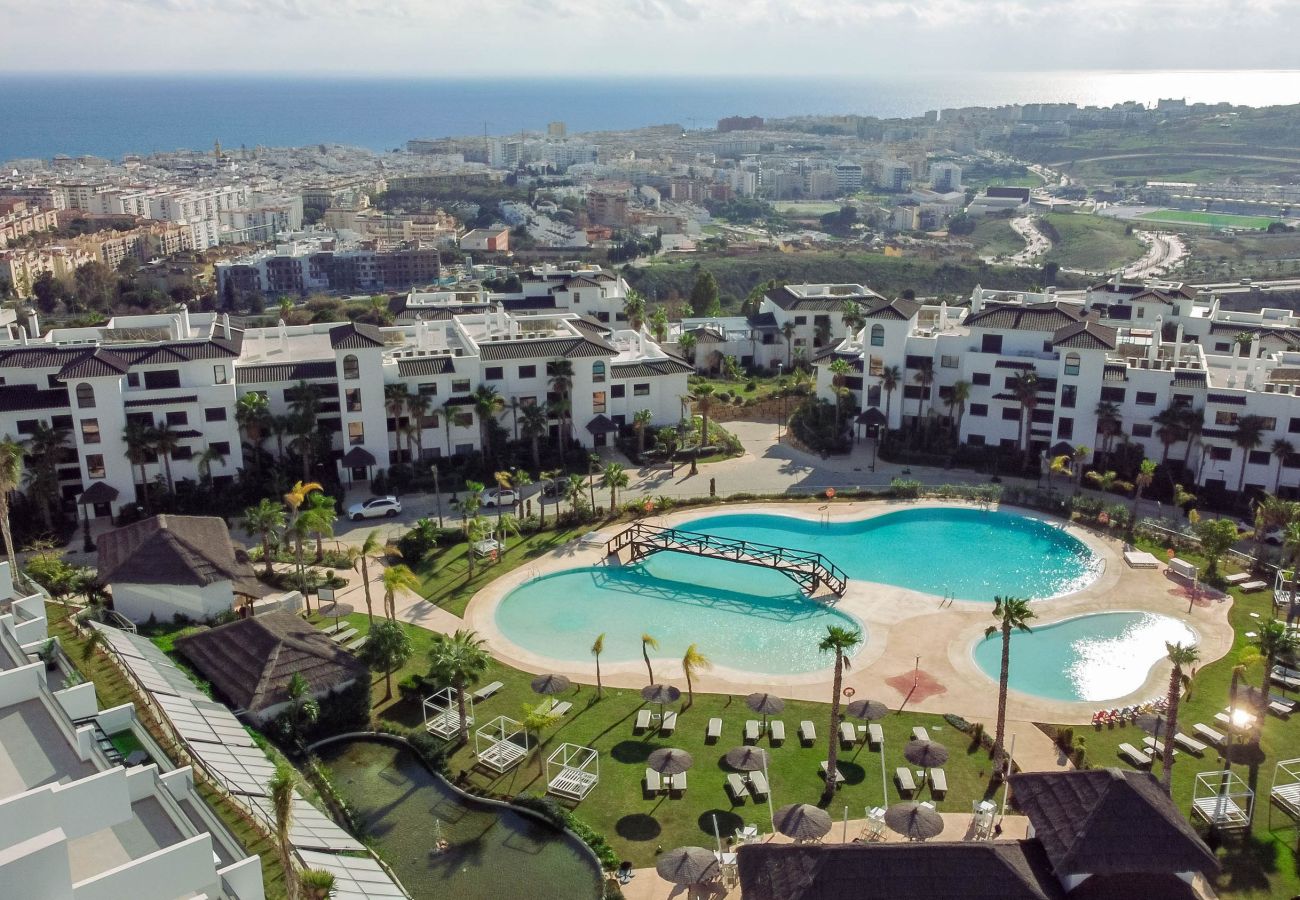 Apartment in Estepona - LAE11.2D - Large terrace with stunning views