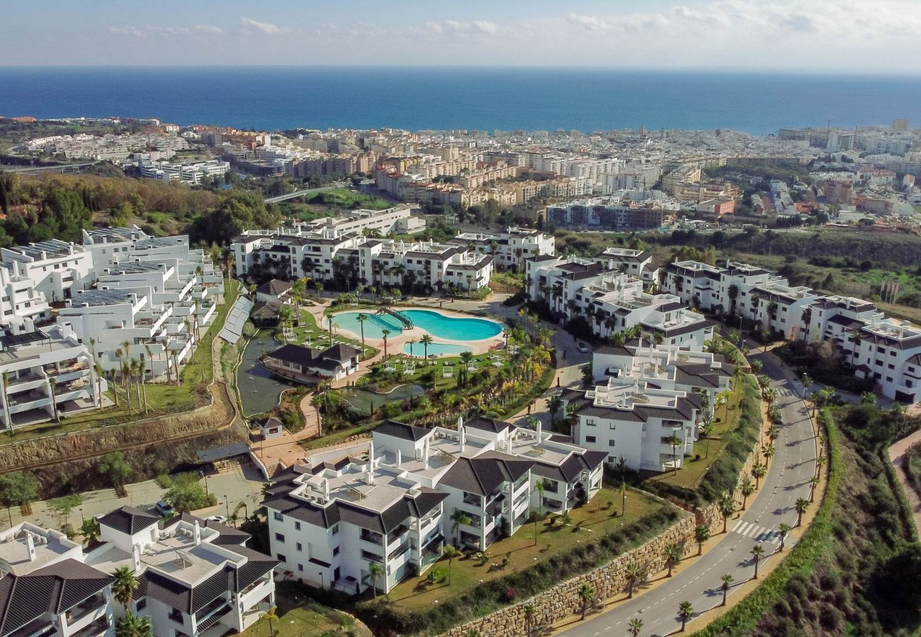 Apartment in Estepona - LAE11.2D - Large terrace with stunning views