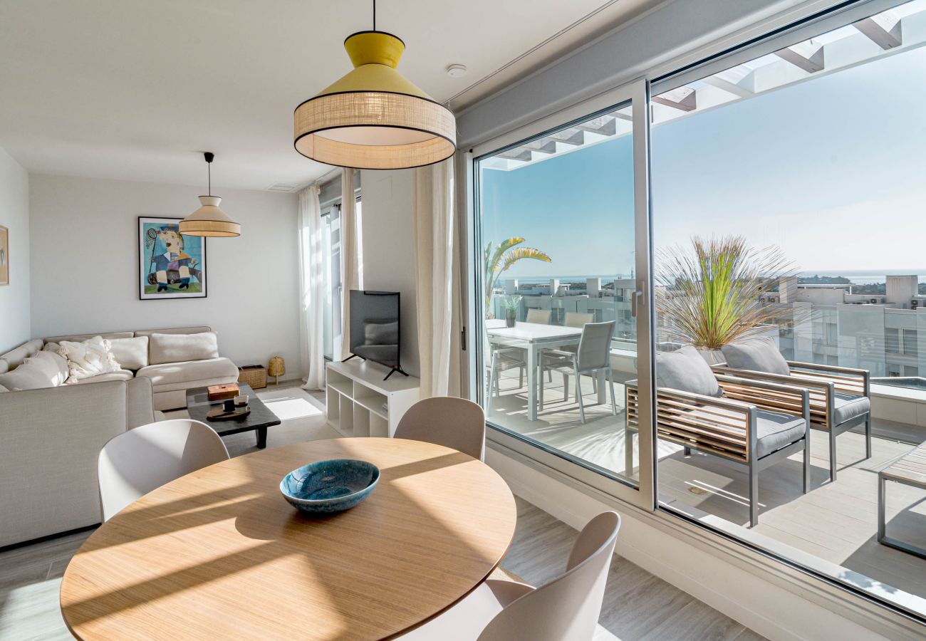 Apartment in Estepona - LM3.6.2B - 2 BR penthouse with large sundeck