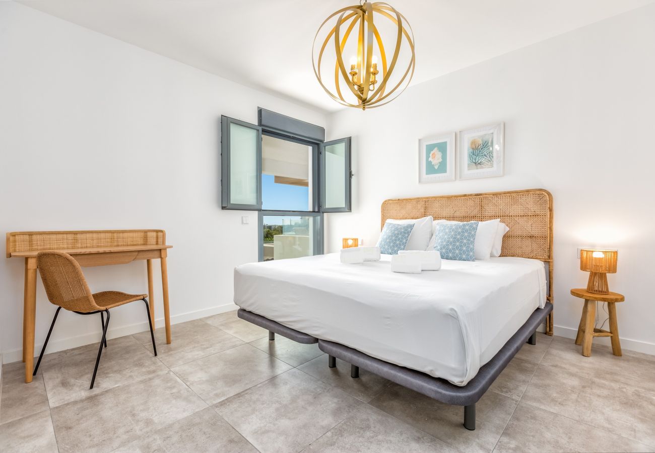 Apartment in Estepona - SB3.11G - Modern & well connected 2 bed apartment
