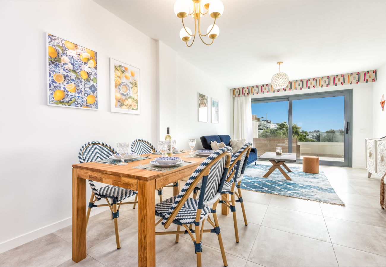 Apartment in Estepona - SB3.11G - Modern & well connected 2 bed apartment