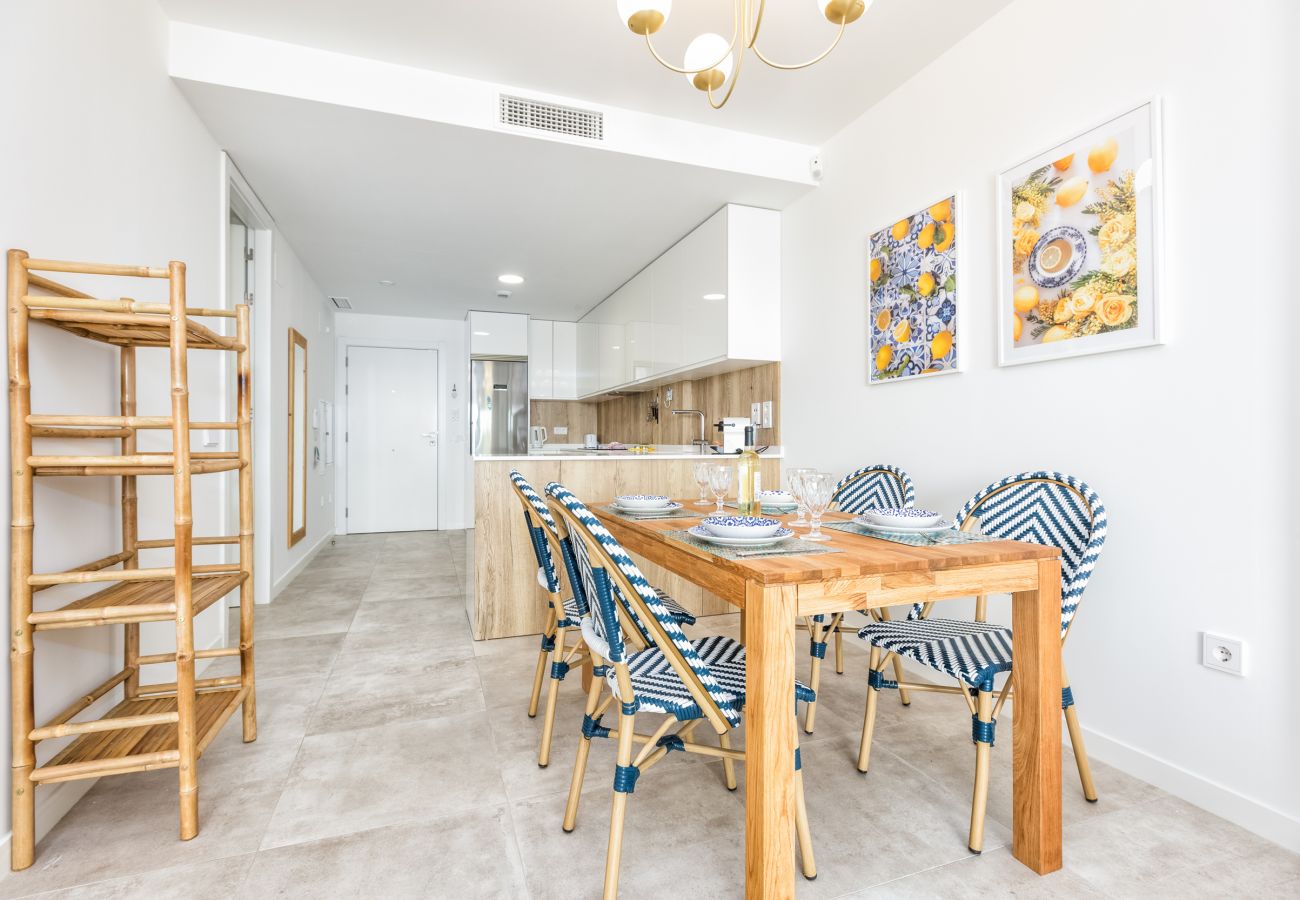 Apartment in Estepona - SB3.11G - Modern & well connected 2 bed apartment