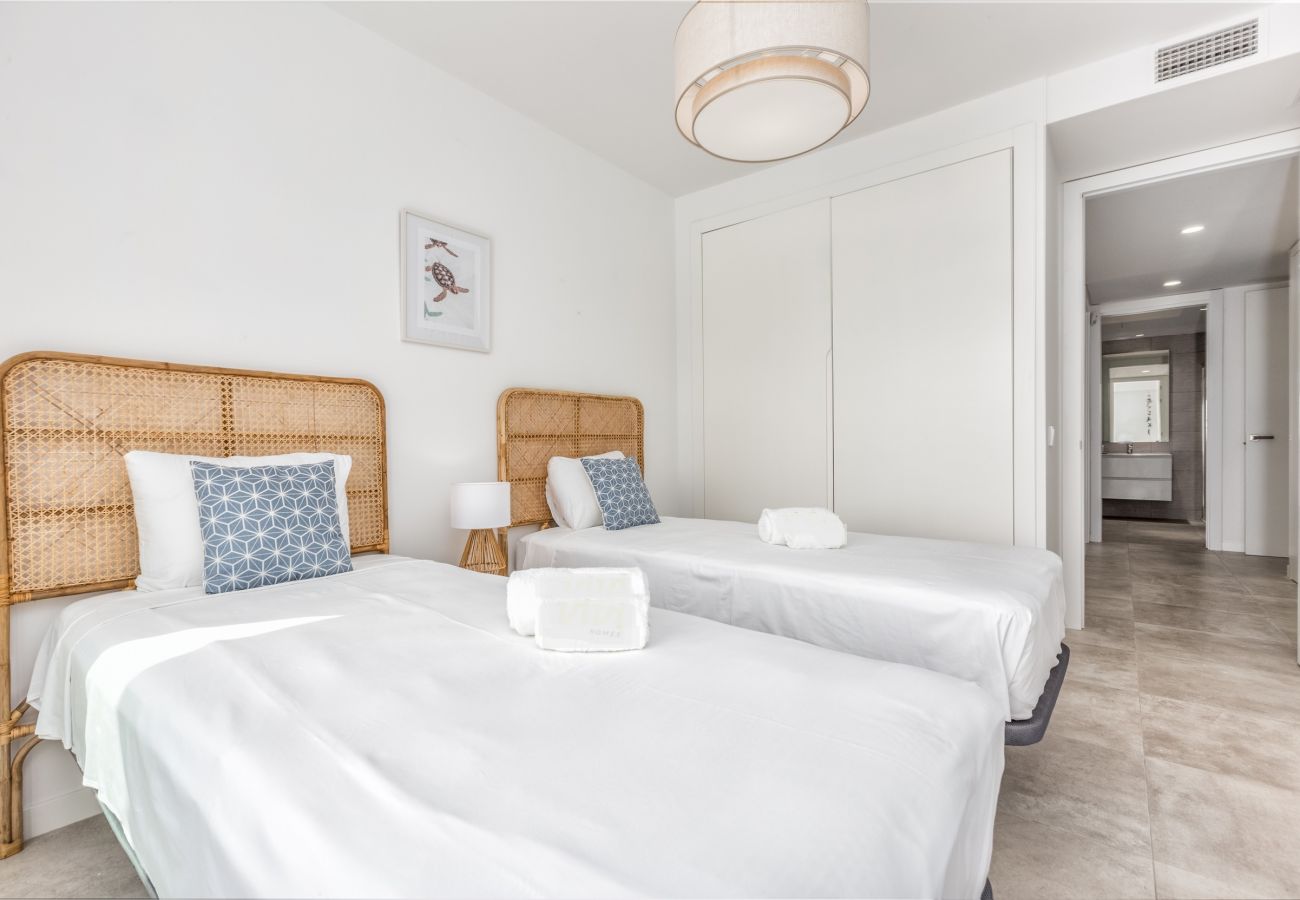 Apartment in Estepona - SB3.11G - Modern & well connected 2 bed apartment